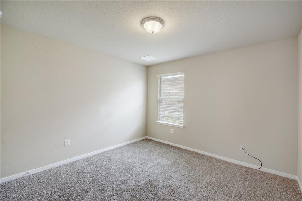 5817 Roderick Dr Property Photo 20