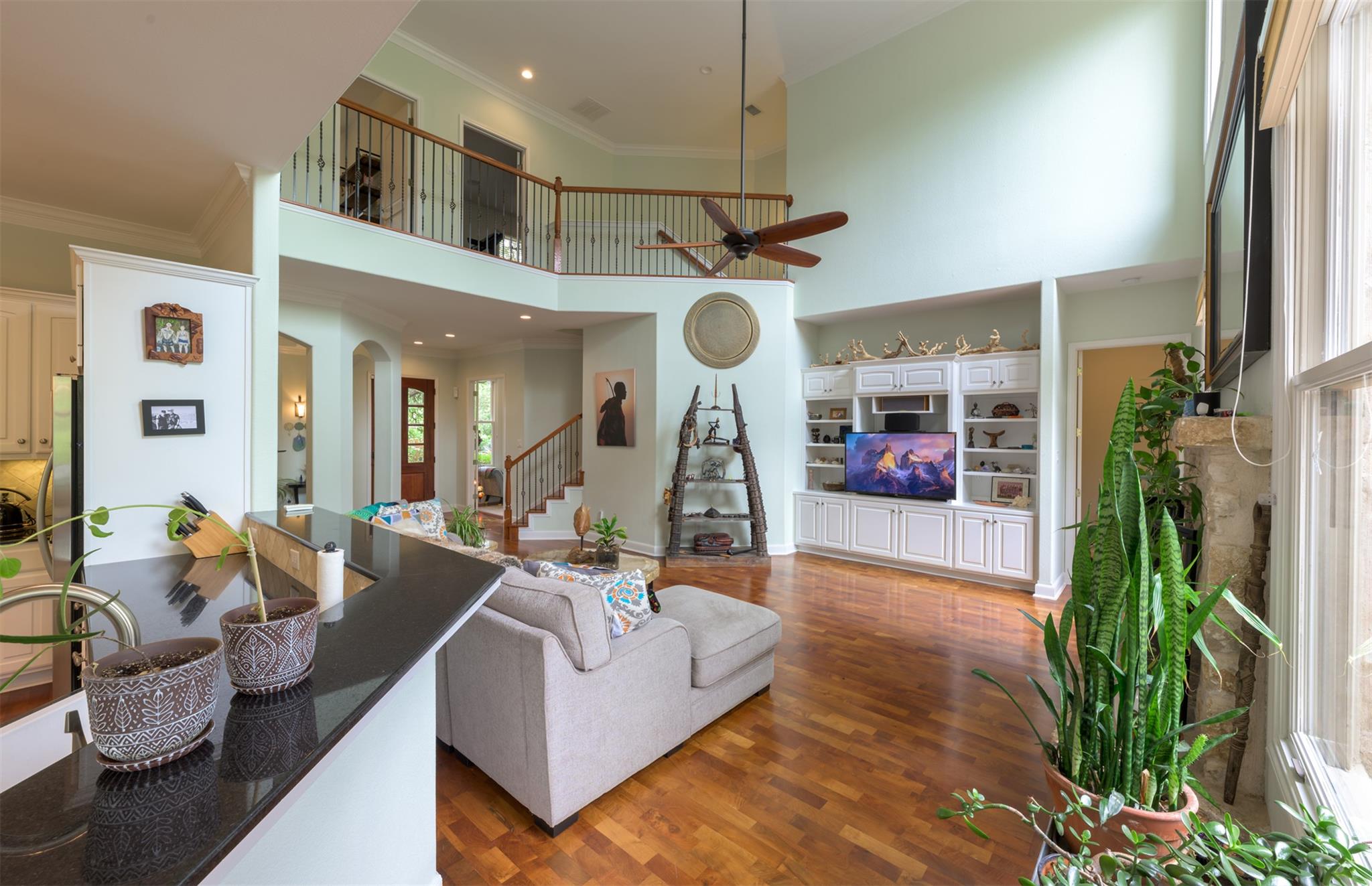 2013 Rue De St Tropez None Property Photo 6