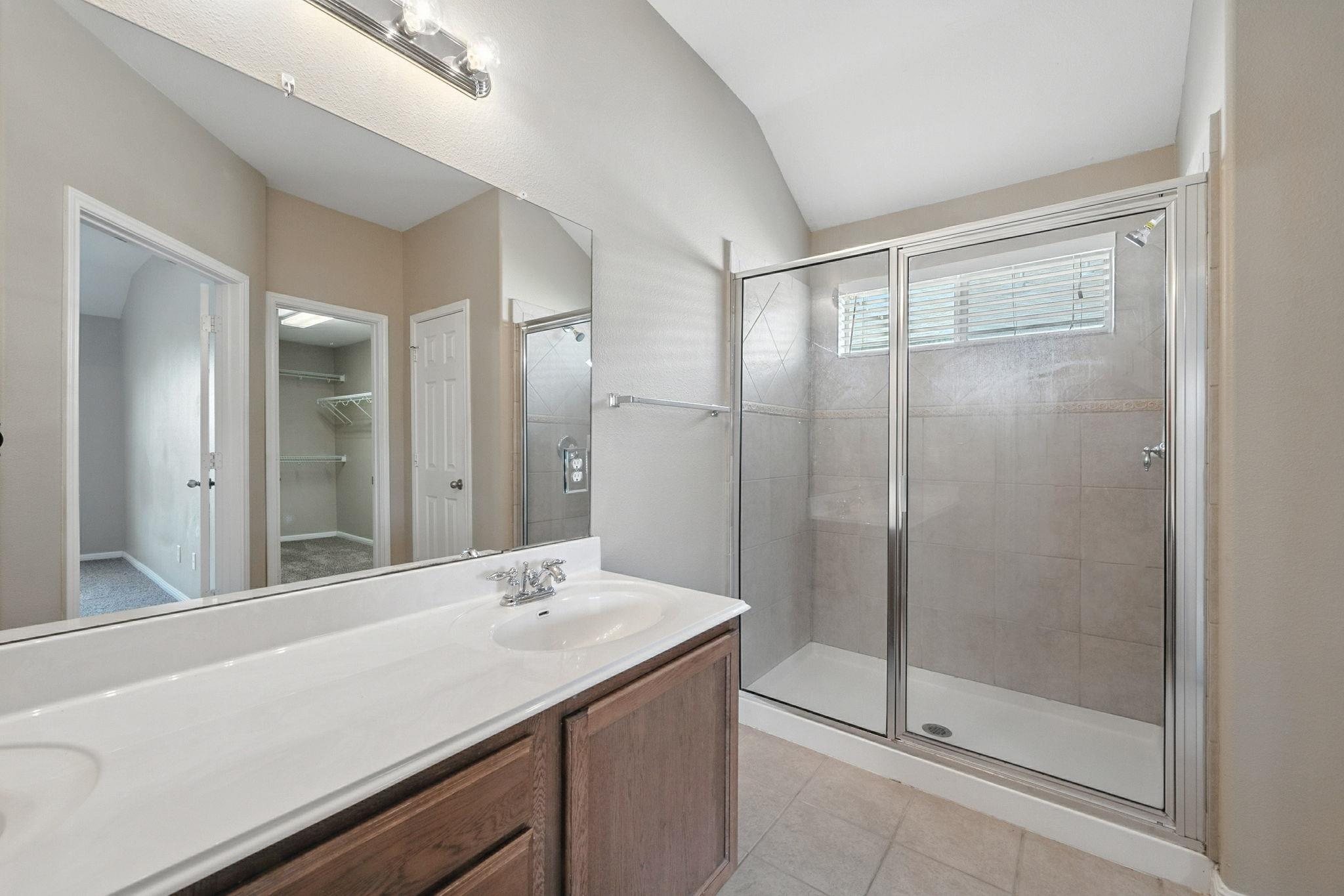 18505 Sandy Bottom Dr Property Photo 10