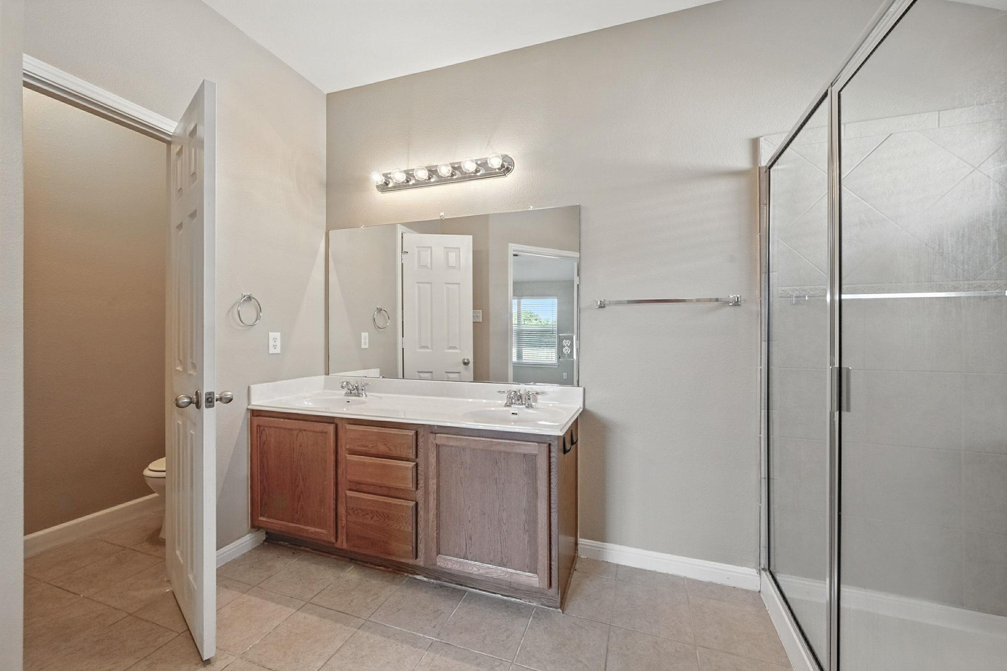 18505 Sandy Bottom Dr Property Photo 11