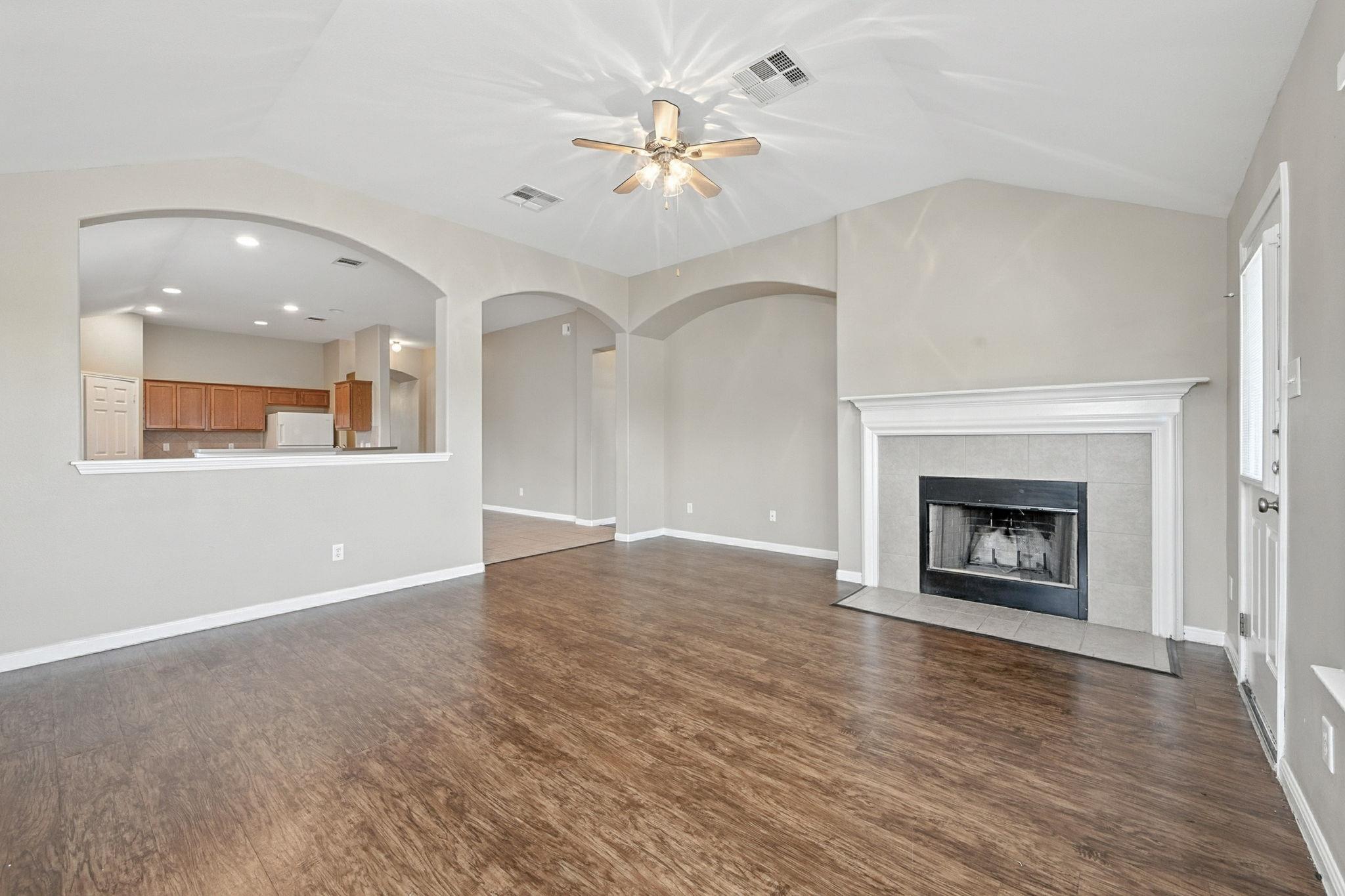 18505 Sandy Bottom Dr Property Photo 14