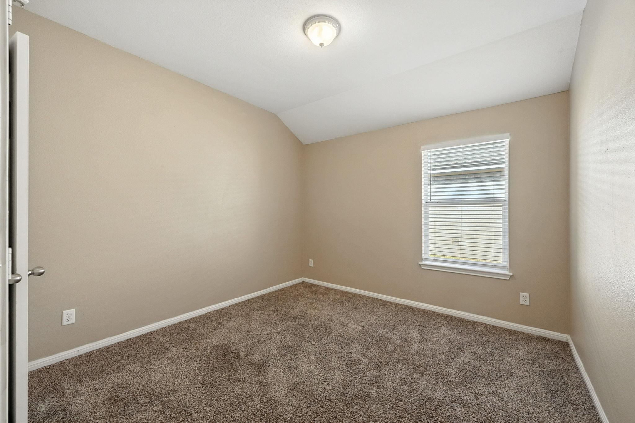 18505 Sandy Bottom Dr Property Photo 23