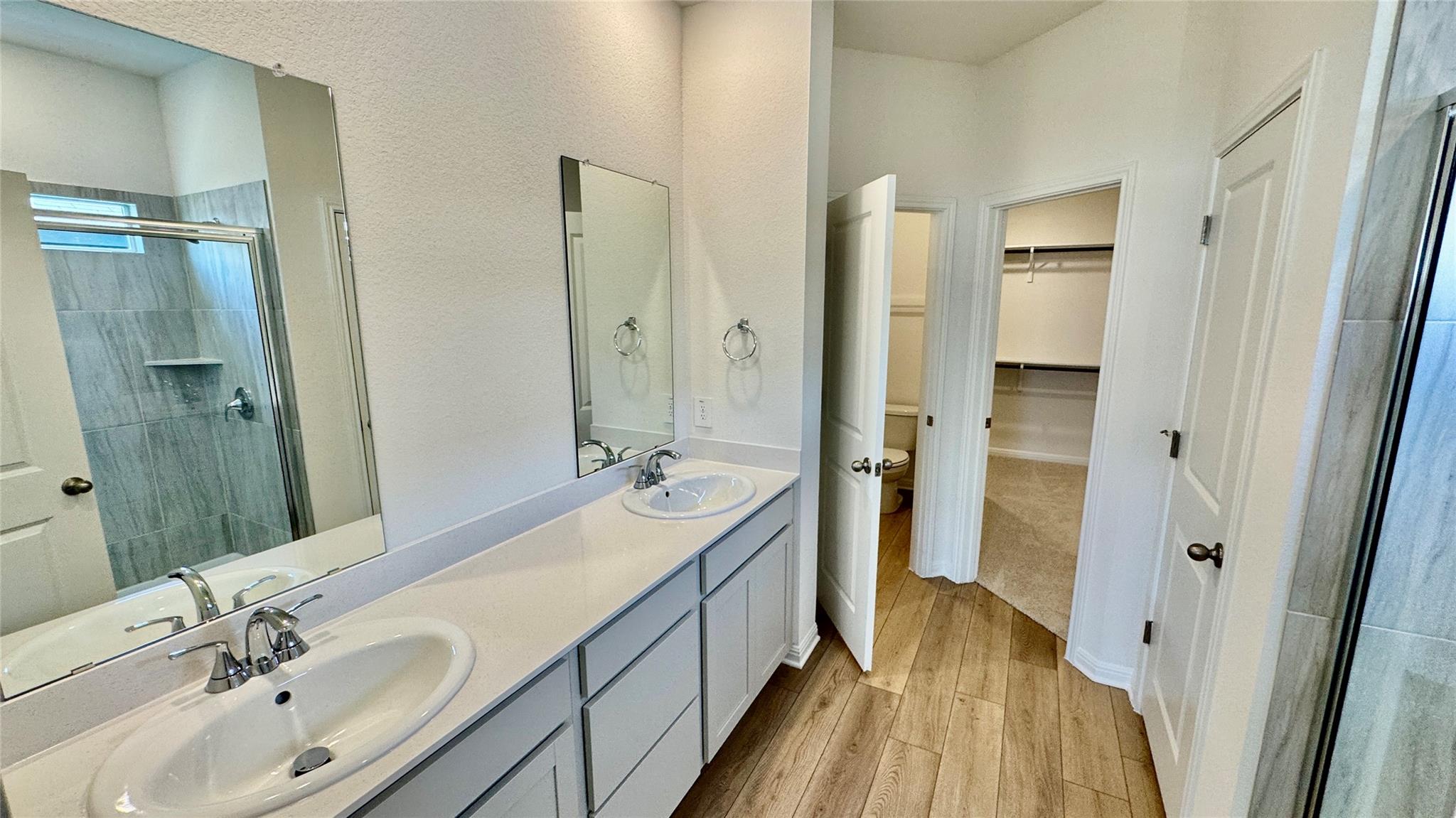 115 Fossil Dr Property Photo 4