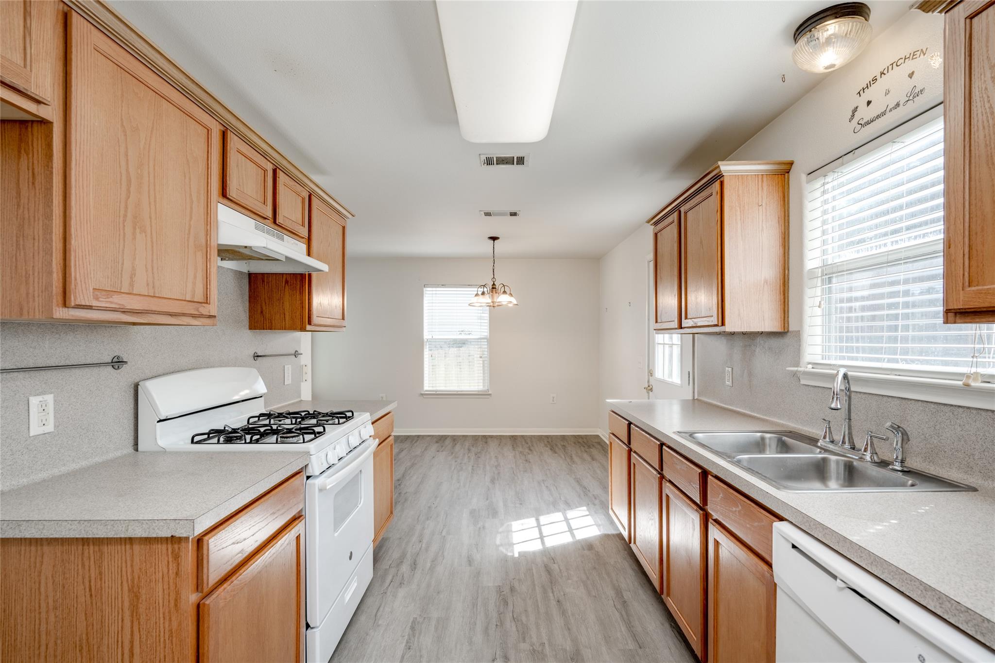 6117 Perlita Dr Property Photo 4