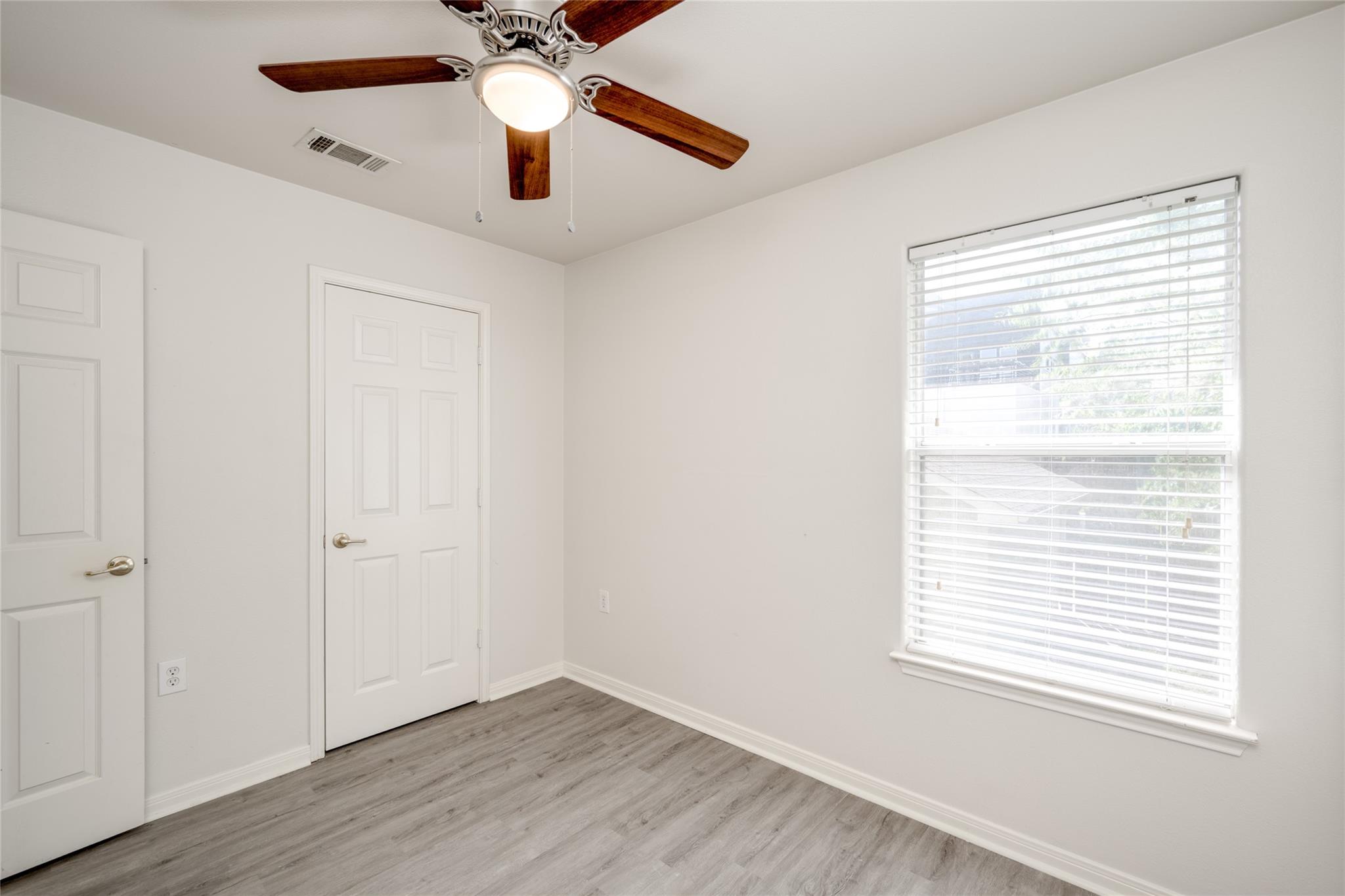 6117 Perlita Dr Property Photo 8