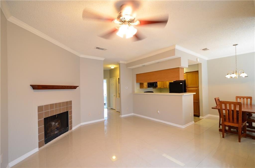 915 W 23rd St #201 Property Photo 5