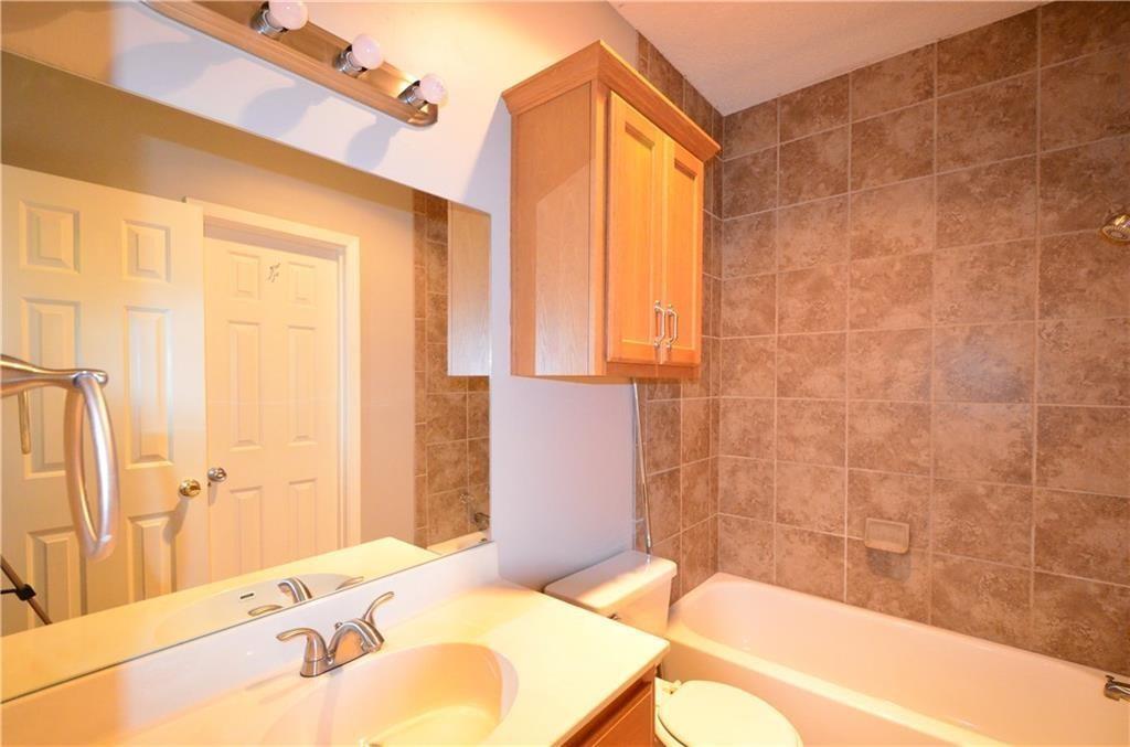915 W 23rd St #201 Property Photo 11