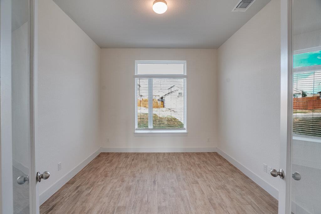 11308 Charger Way Property Photo 4