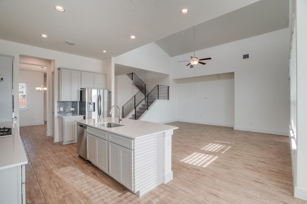 11308 Charger Way Property Photo 8