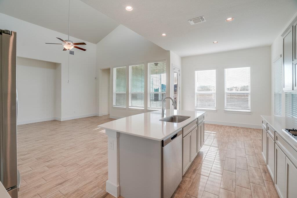 11308 Charger Way Property Photo 10