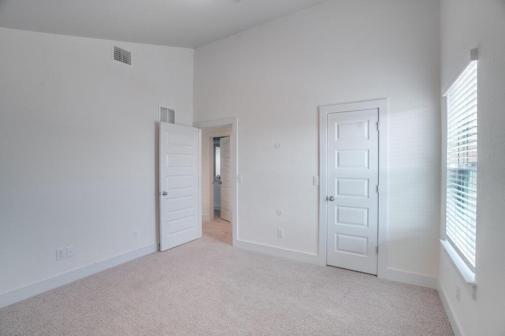 11308 Charger Way Property Photo 19