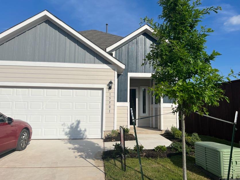 15501 Ellinger Dr Property Photo