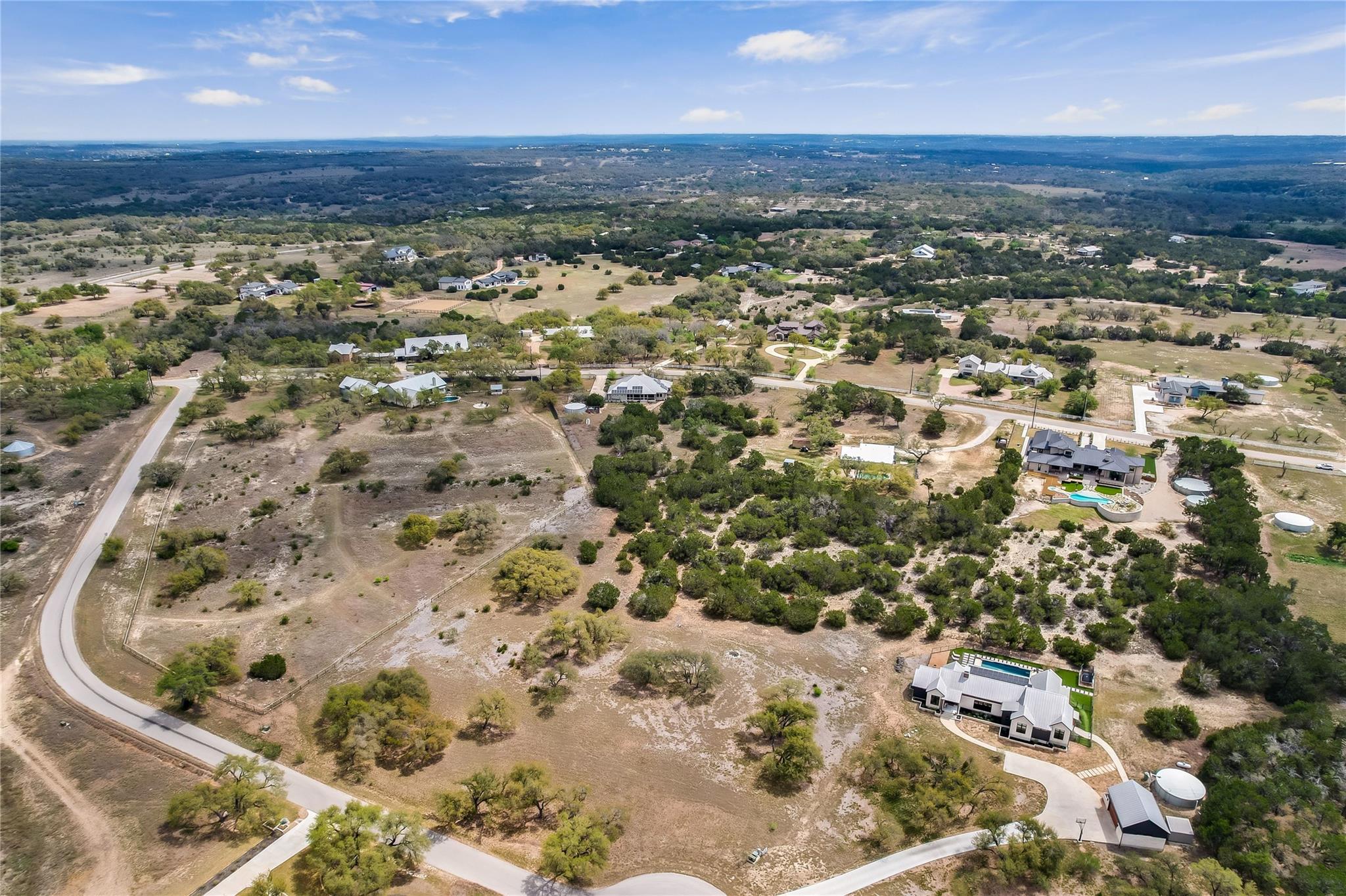 285 Calvary Cv Property Photo 9