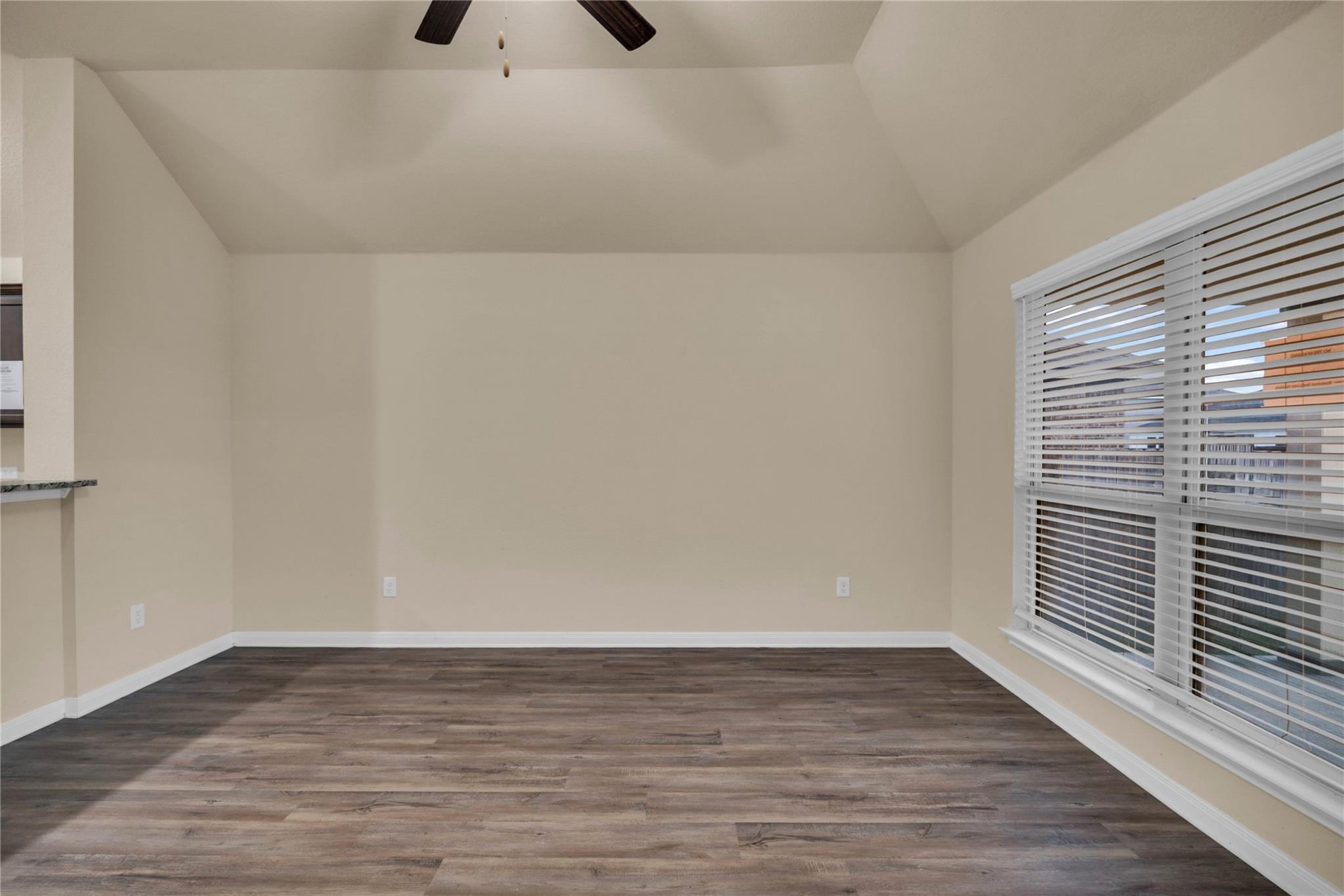 6407 Hercules Ave Property Photo 6