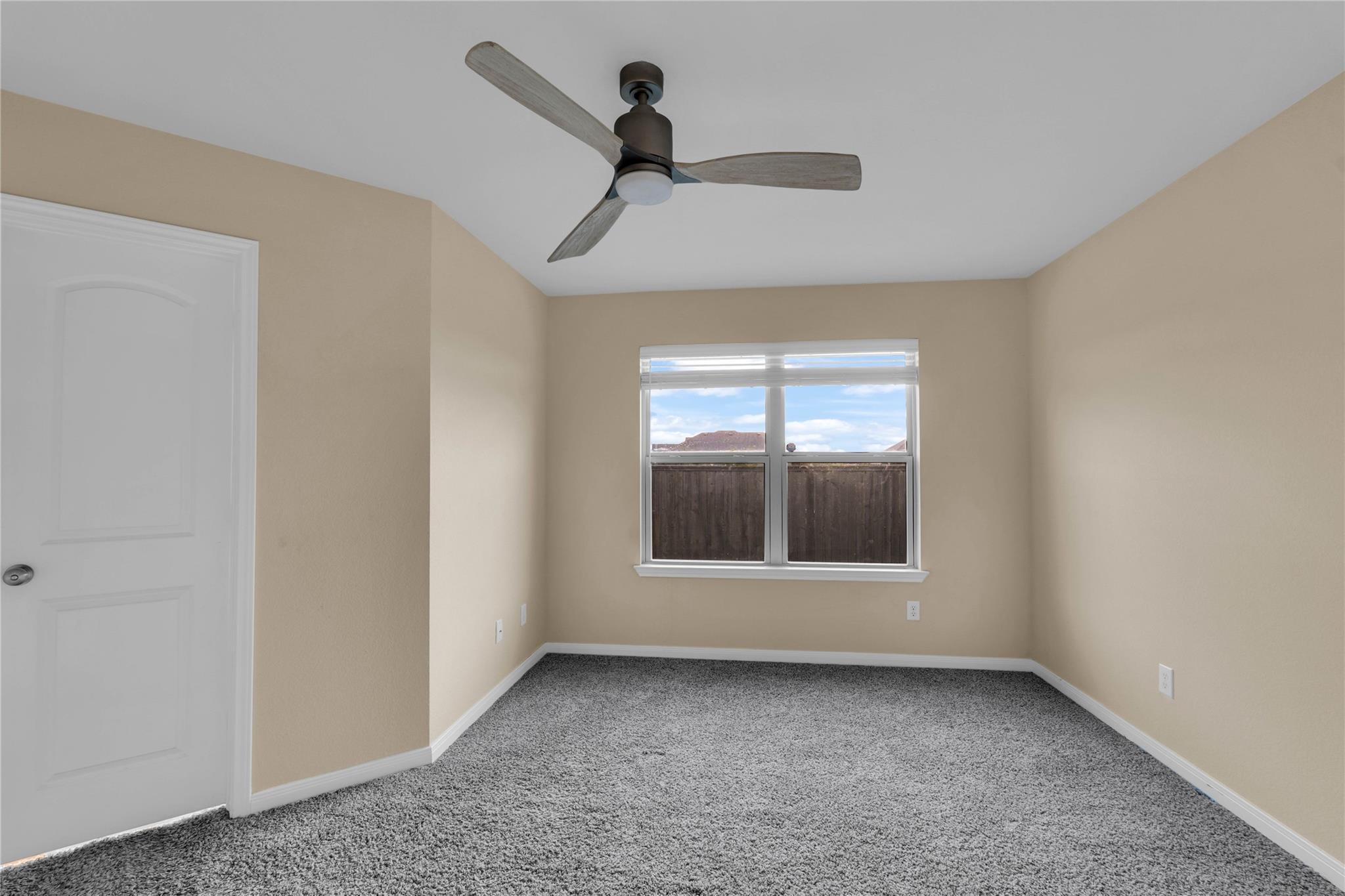 6407 Hercules Ave Property Photo 8