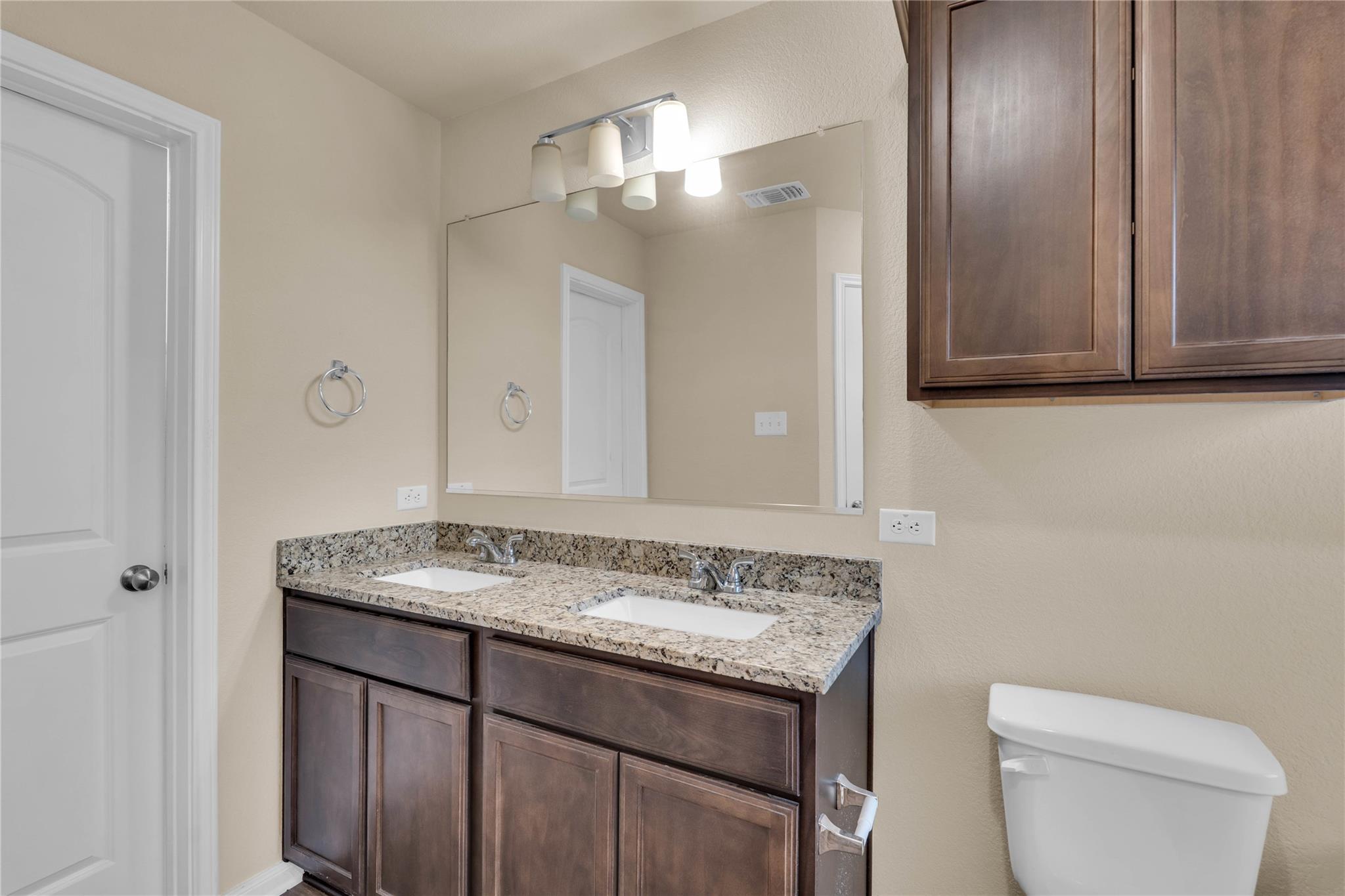 6407 Hercules Ave Property Photo 14