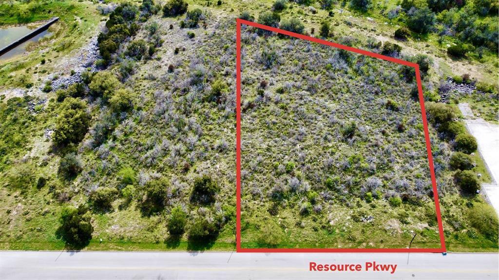 000 Resource Pkwy Property Photo 3