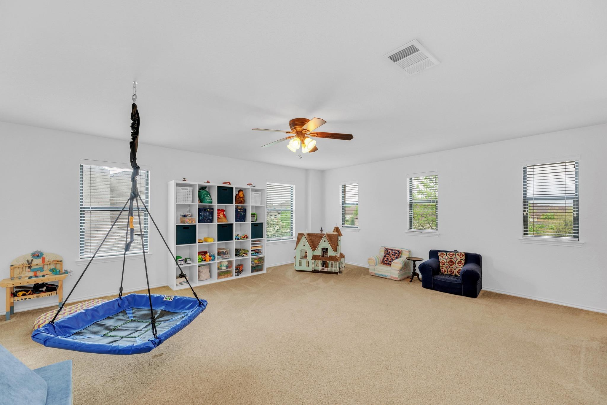605 Lonesome Lilly Way Property Photo 20