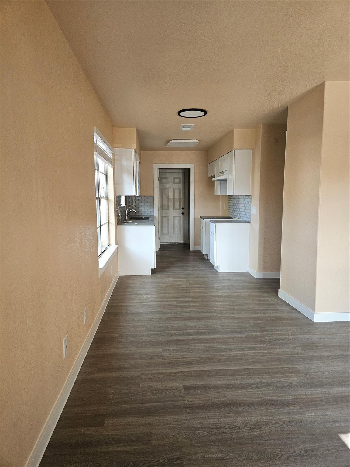 1404 Marlborough Cir A Property Photo 4