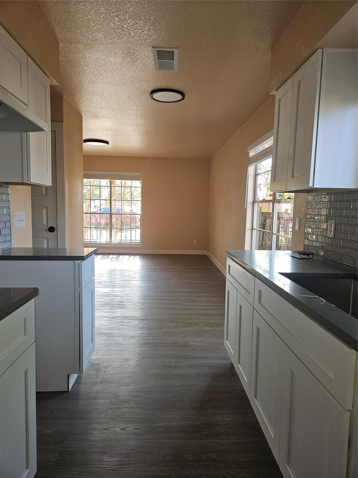 1404 Marlborough Cir A Property Photo 9