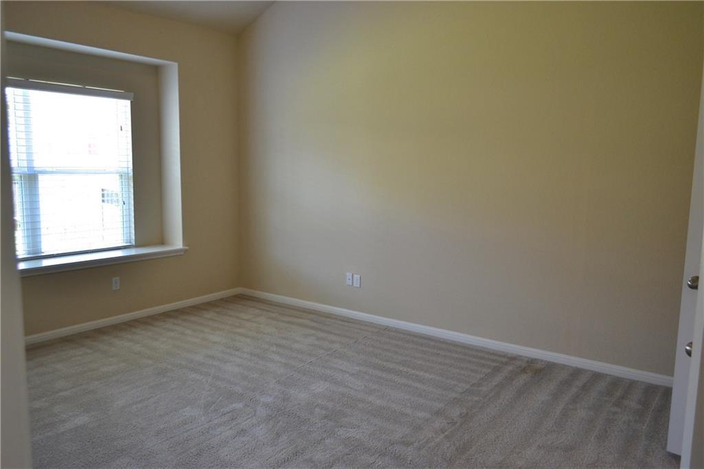 1810 Hidden Springs Path Property Photo 9