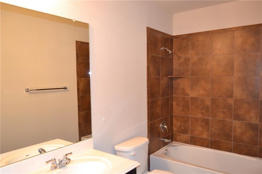 1810 Hidden Springs Path Property Photo 13