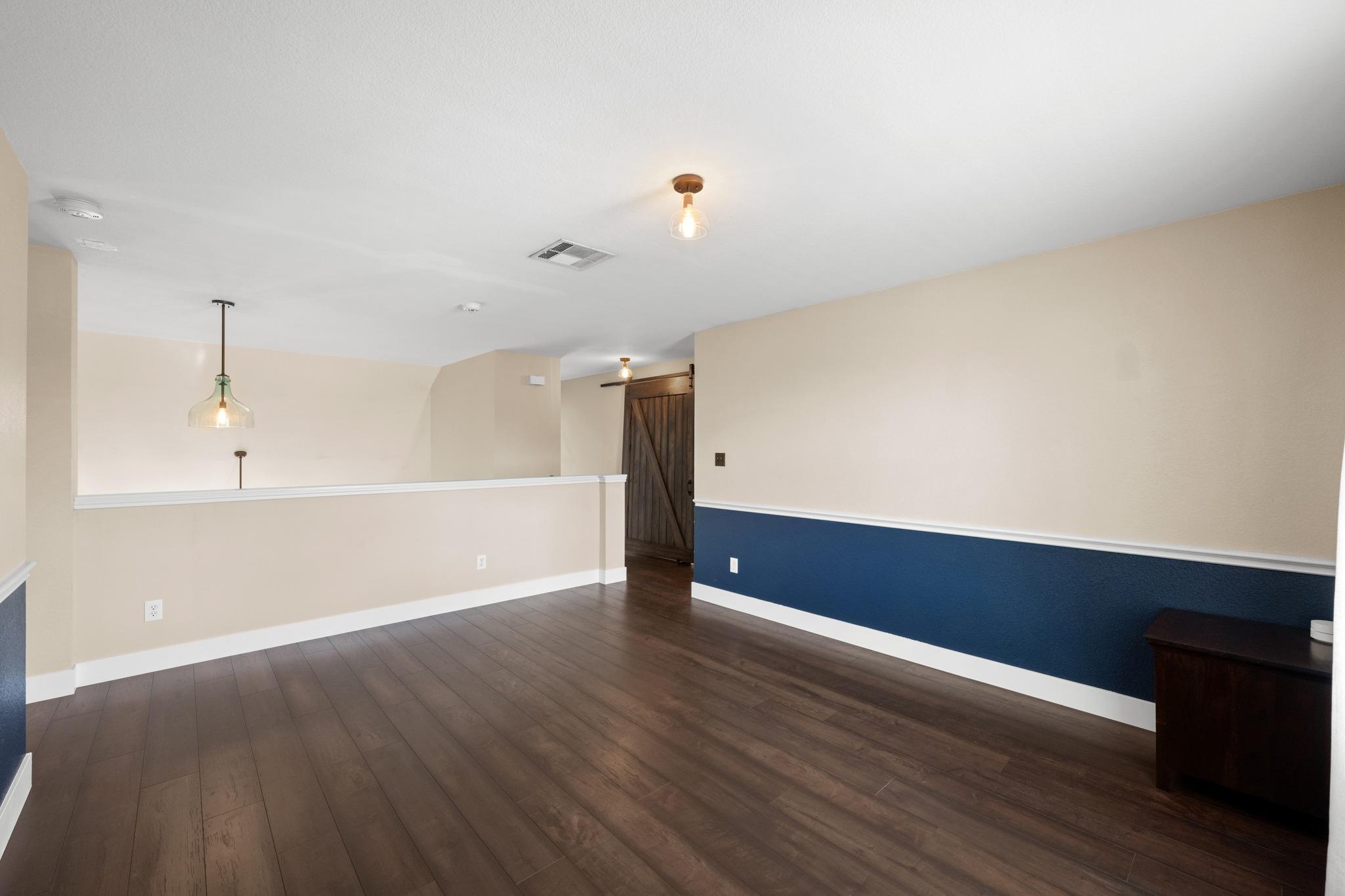 8901 Ovalla Dr Property Photo 26