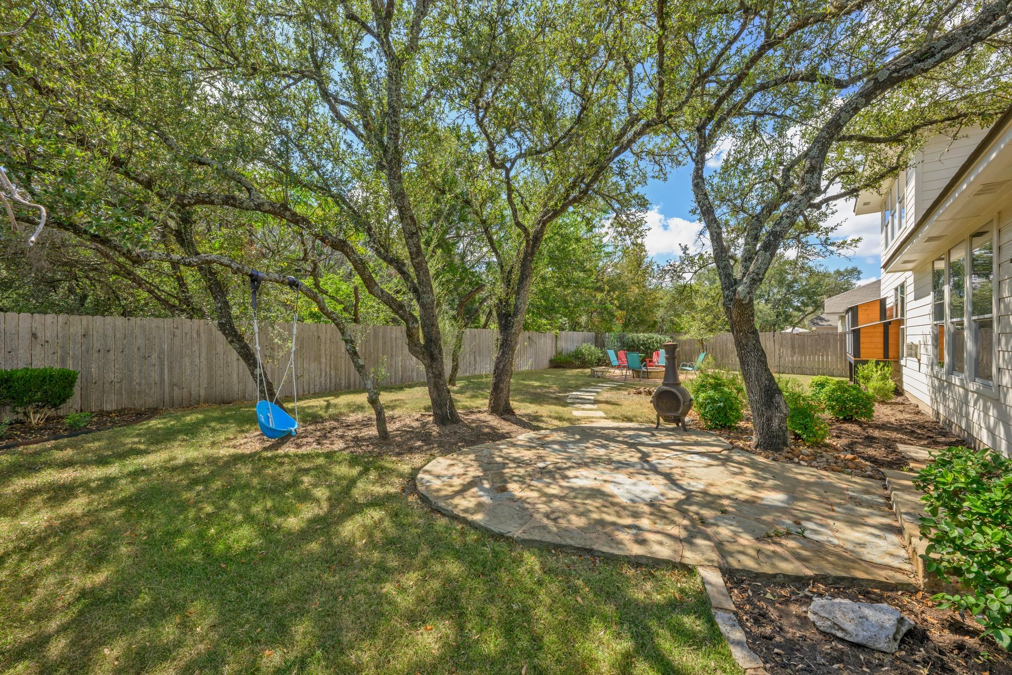 8901 Ovalla Dr Property Photo 33