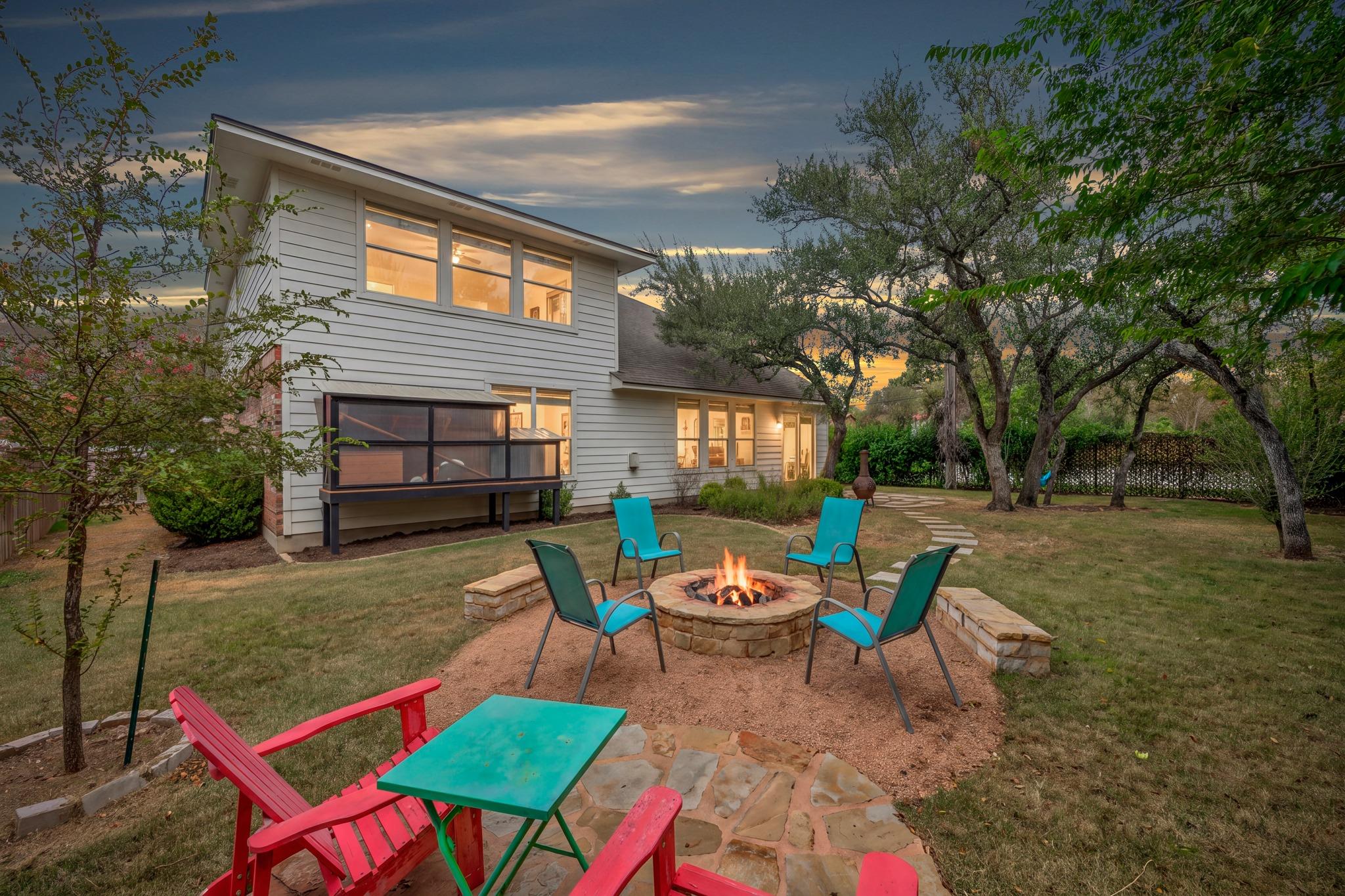 8901 Ovalla Dr Property Photo 40