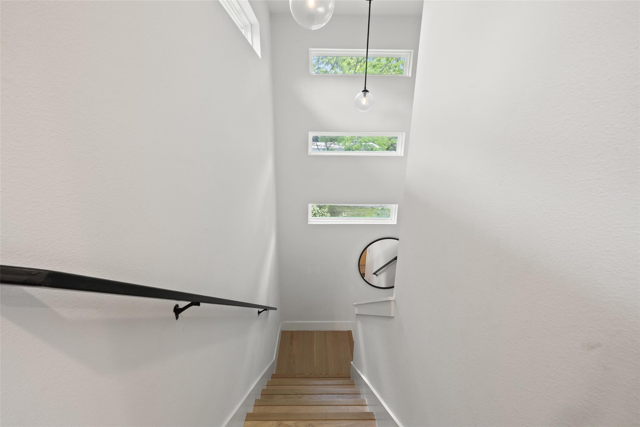909 Mansell Ave 2 Property Photo 18