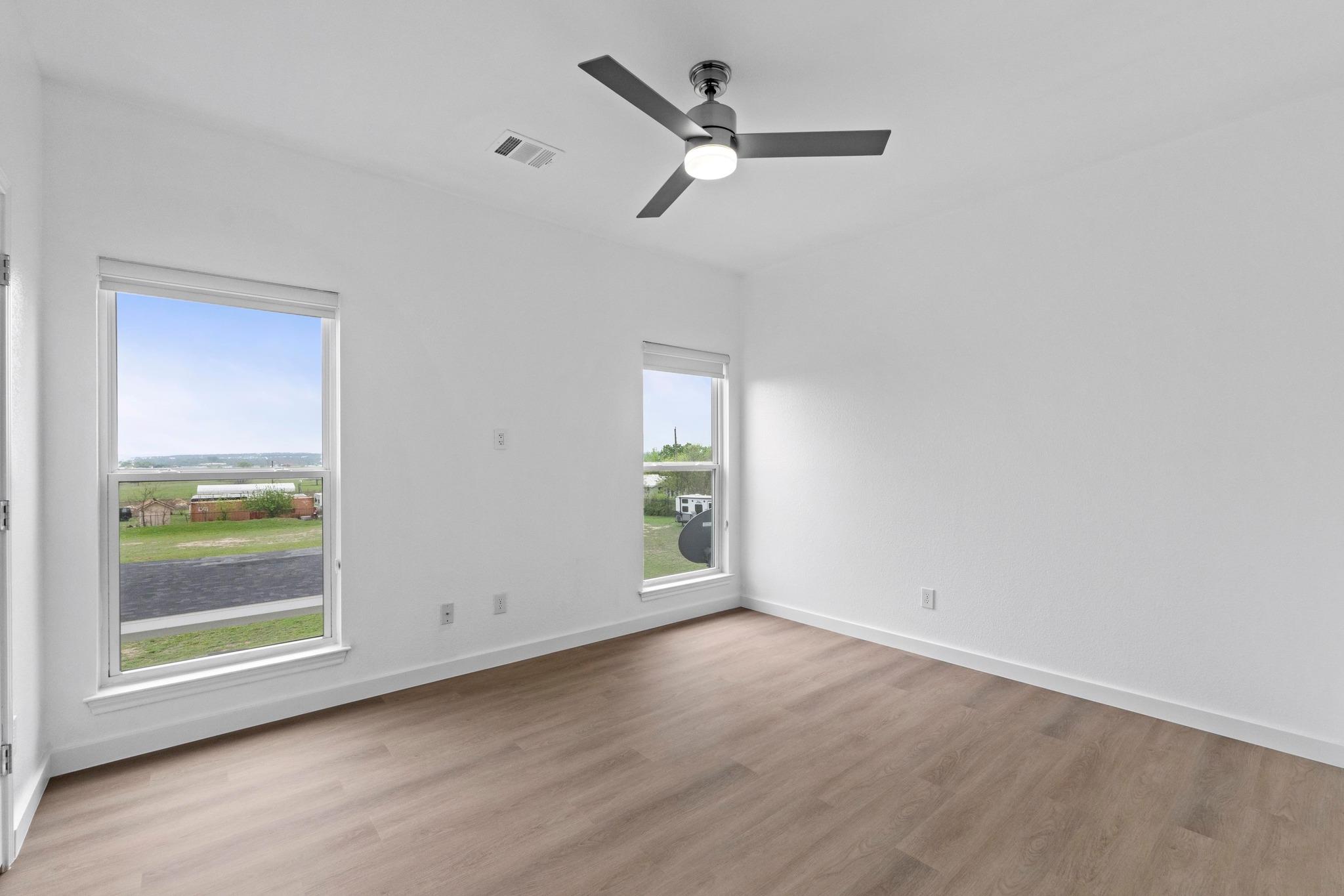 150 Huntclub Dr Property Photo 19