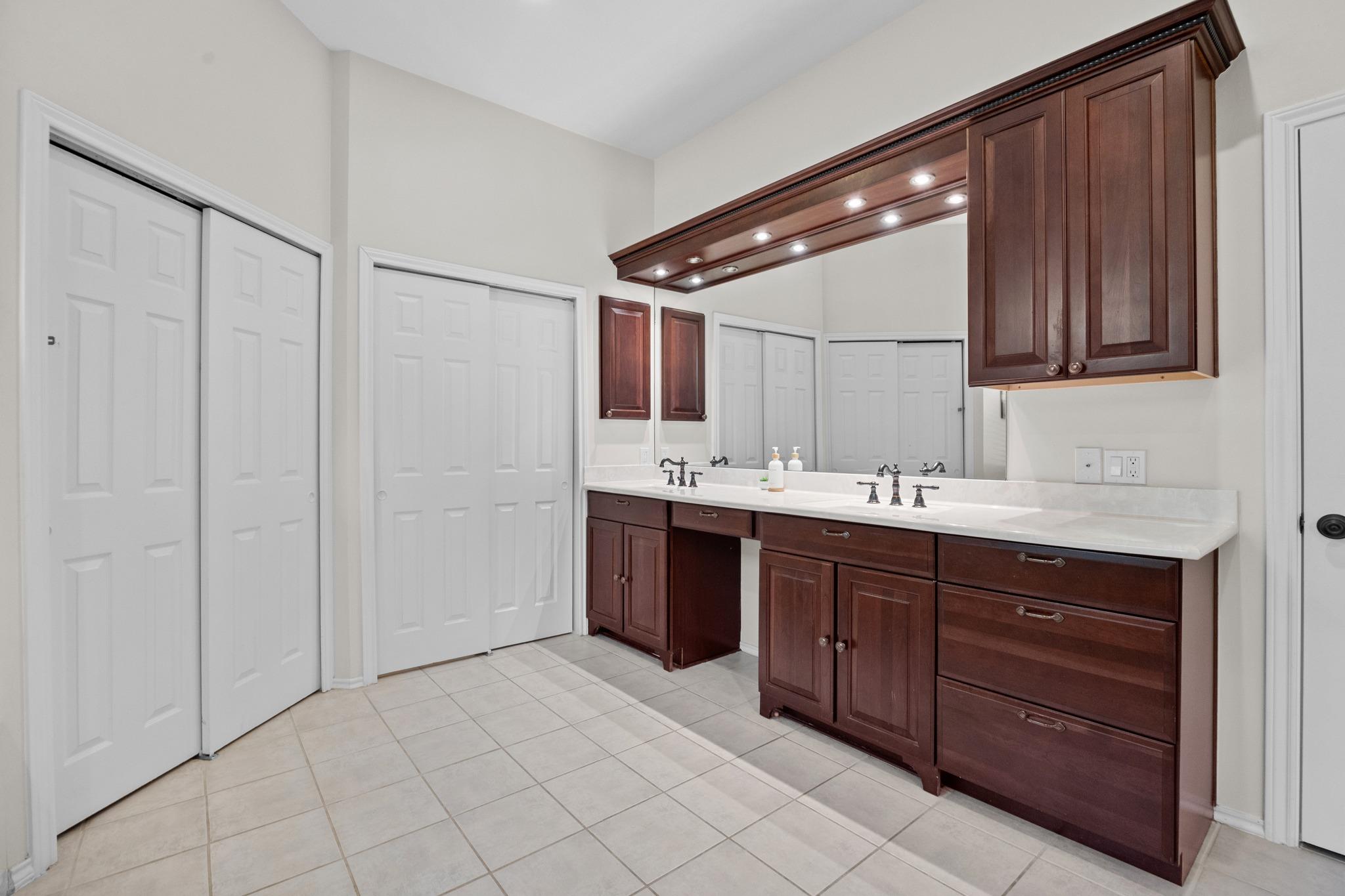1215 Thistle Trl Property Photo 23