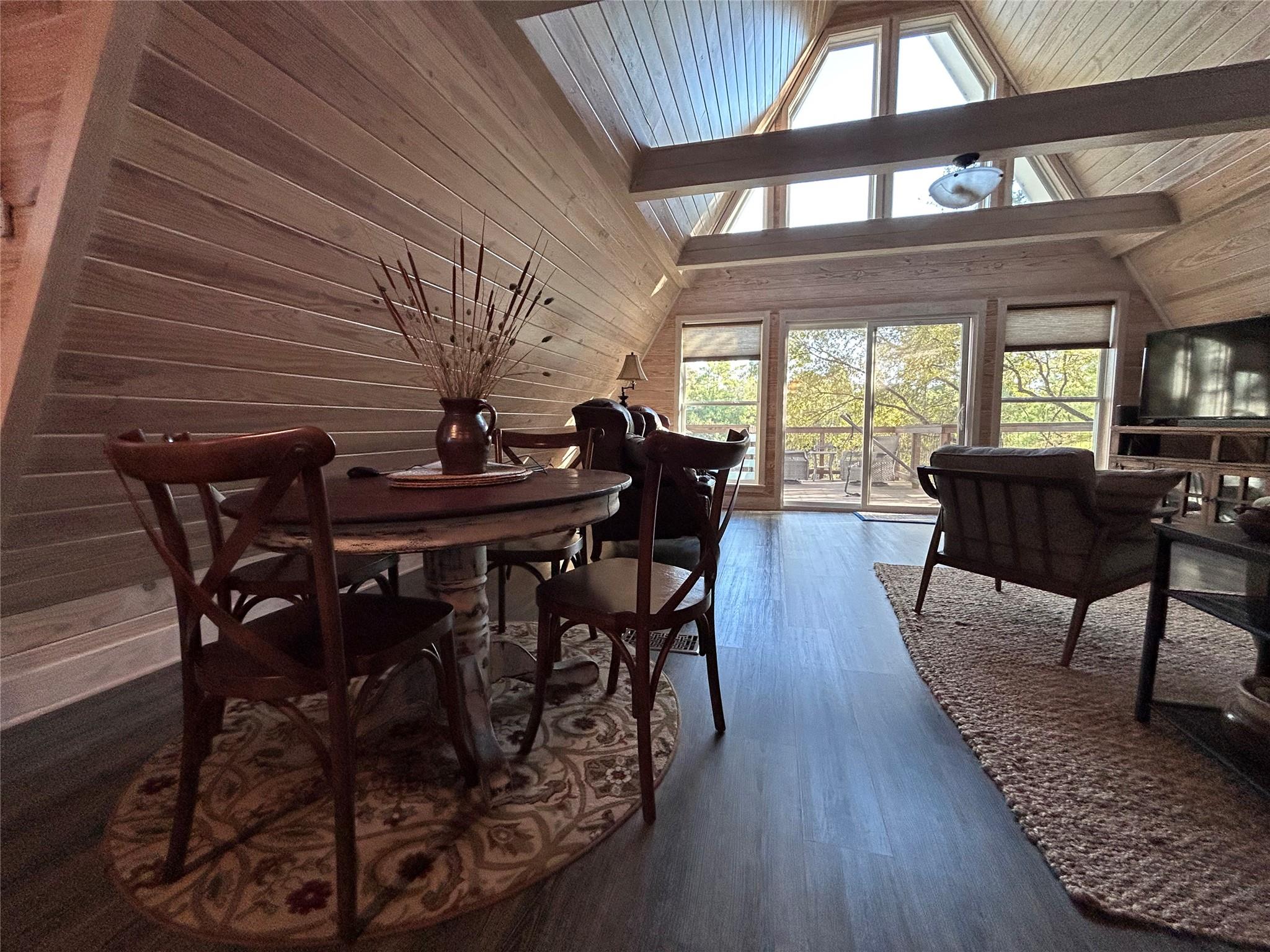 232 Clear Lake Drive Dr Property Photo 7