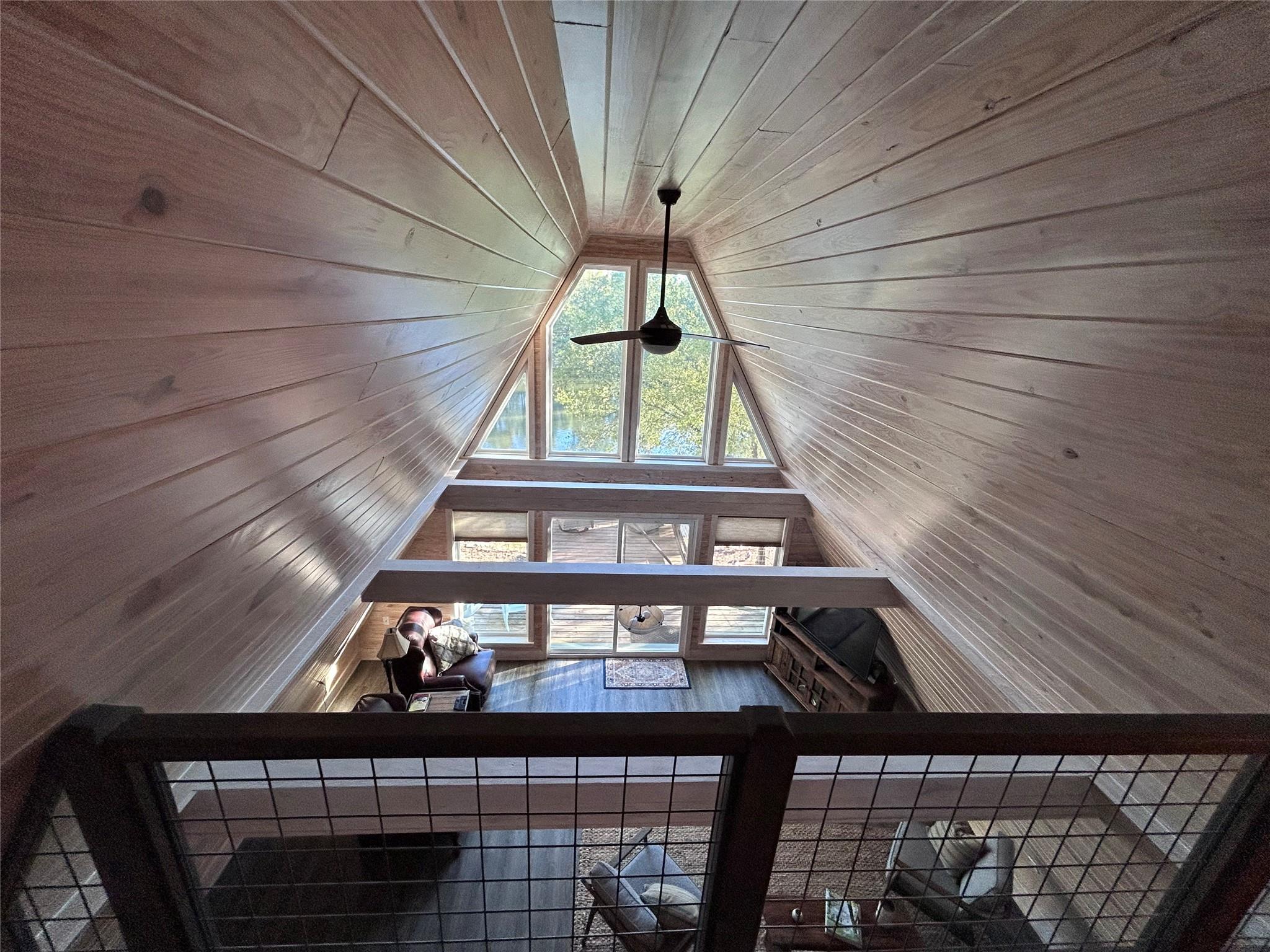 232 Clear Lake Drive Dr Property Photo 9