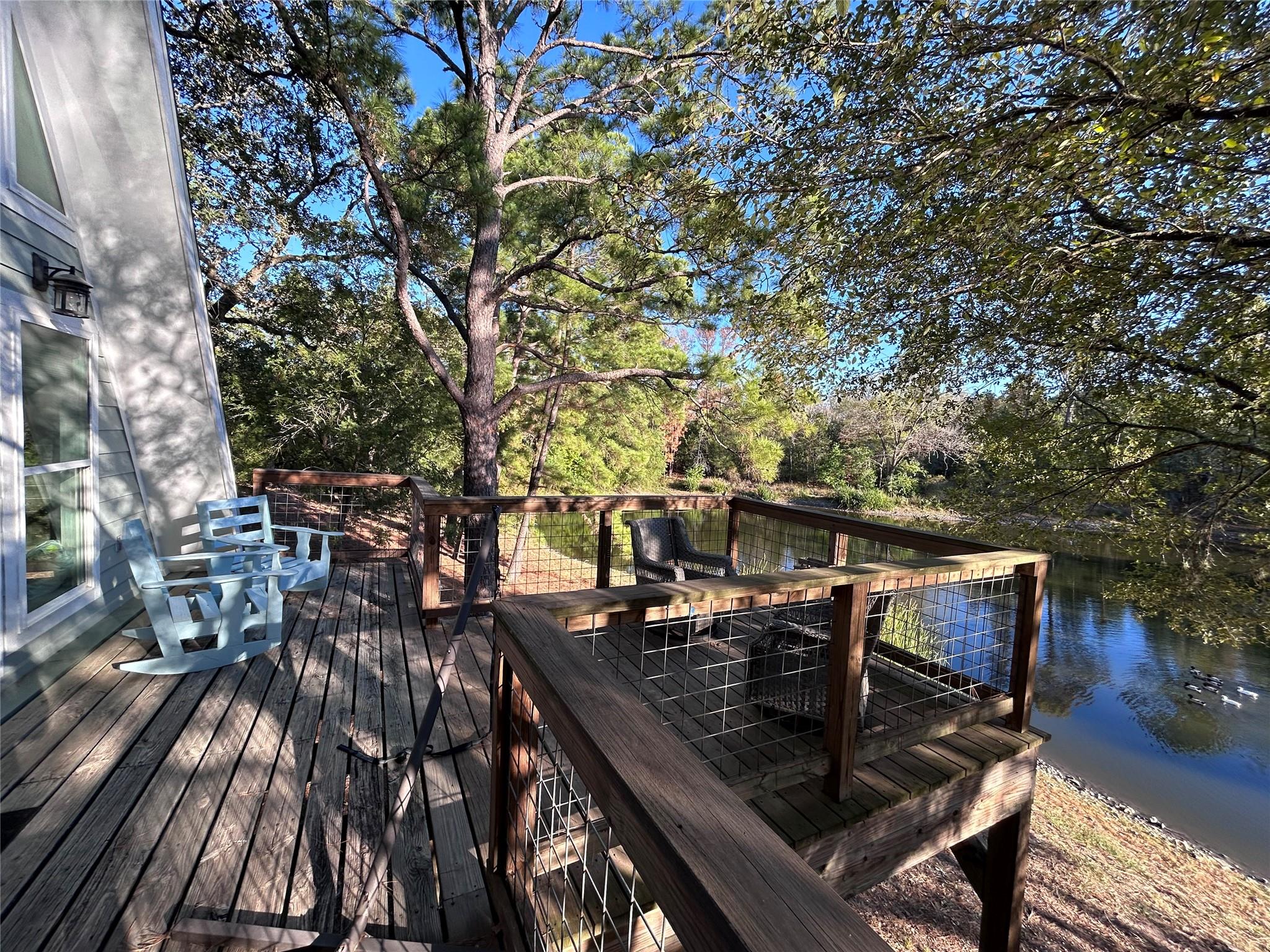 232 Clear Lake Drive Dr Property Photo 16