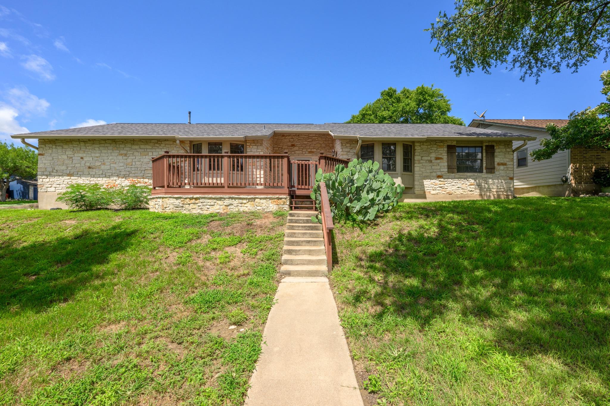 7210 Smokey Hill Rd Property Photo 2