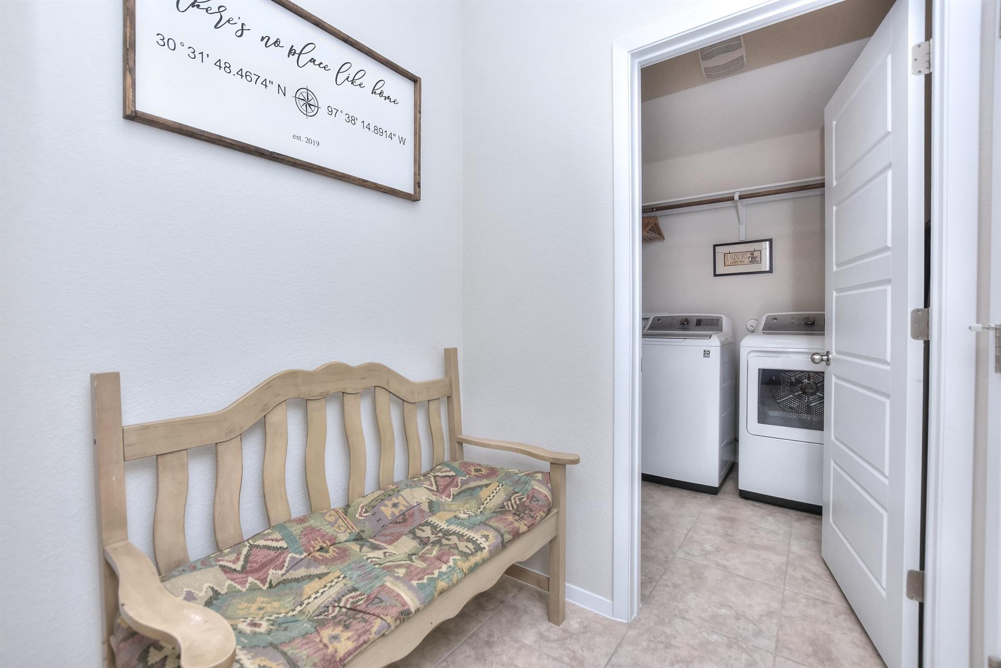 6032 Urbano Bnd Property Photo 16