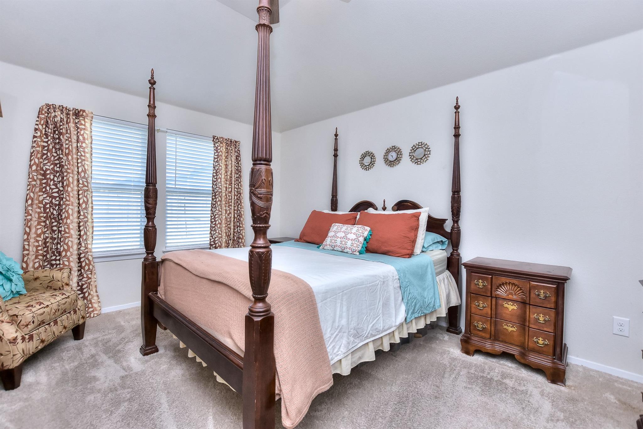 6032 Urbano Bnd Property Photo 18