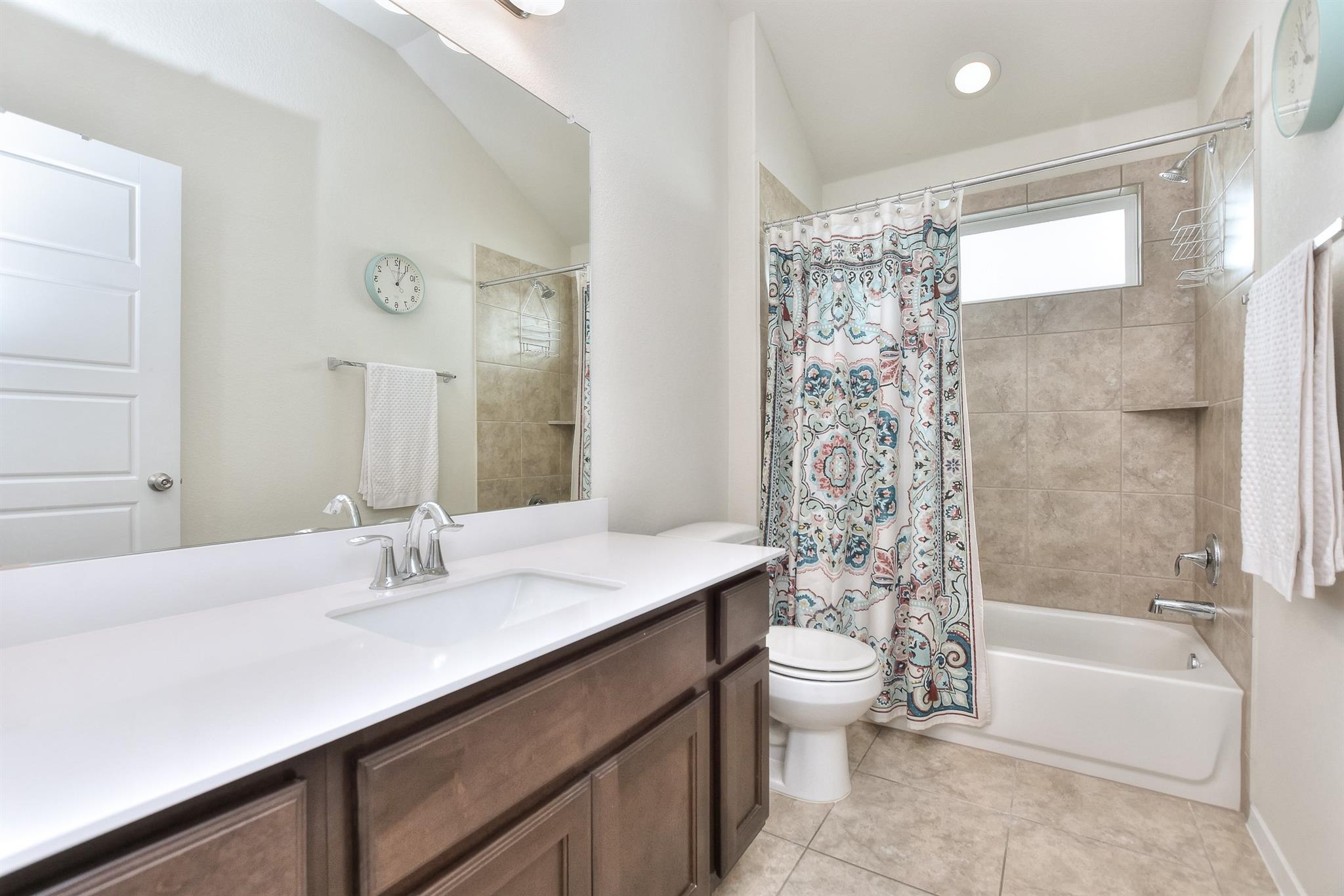 6032 Urbano Bnd Property Photo 23
