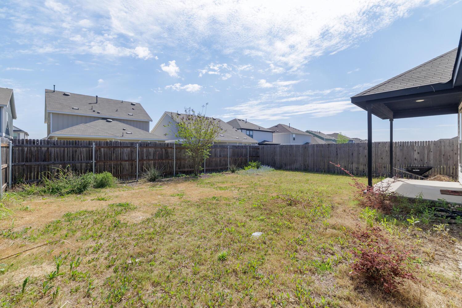 1620 Holly Lake Dr Property Photo 25