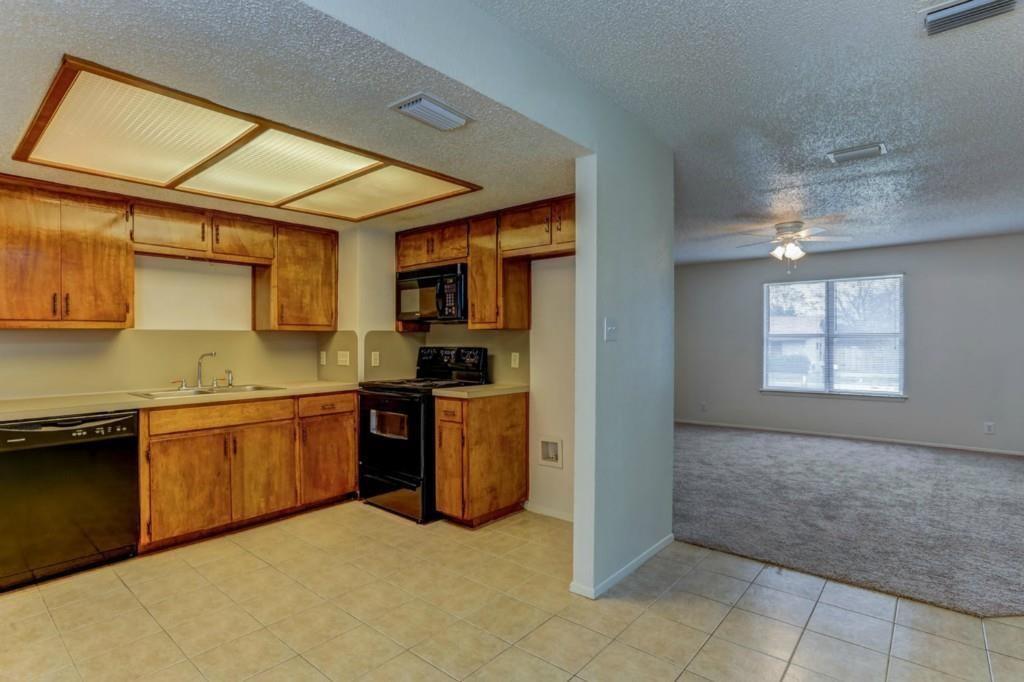 1505 Long Branch Dr Property Photo 4