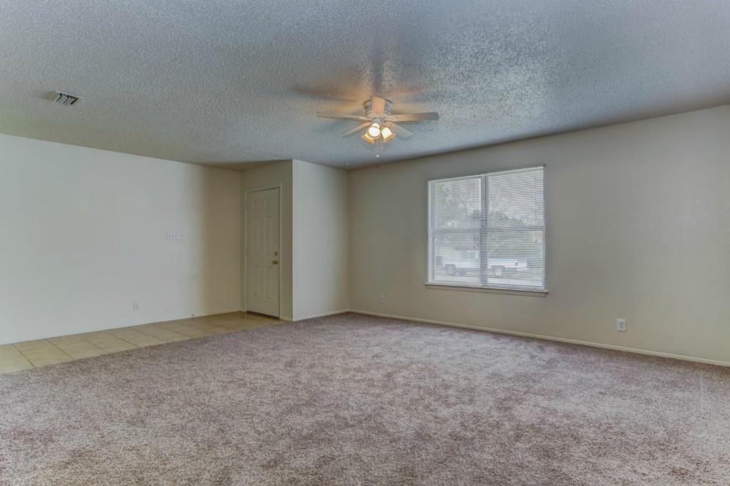 1505 Long Branch Dr Property Photo 7