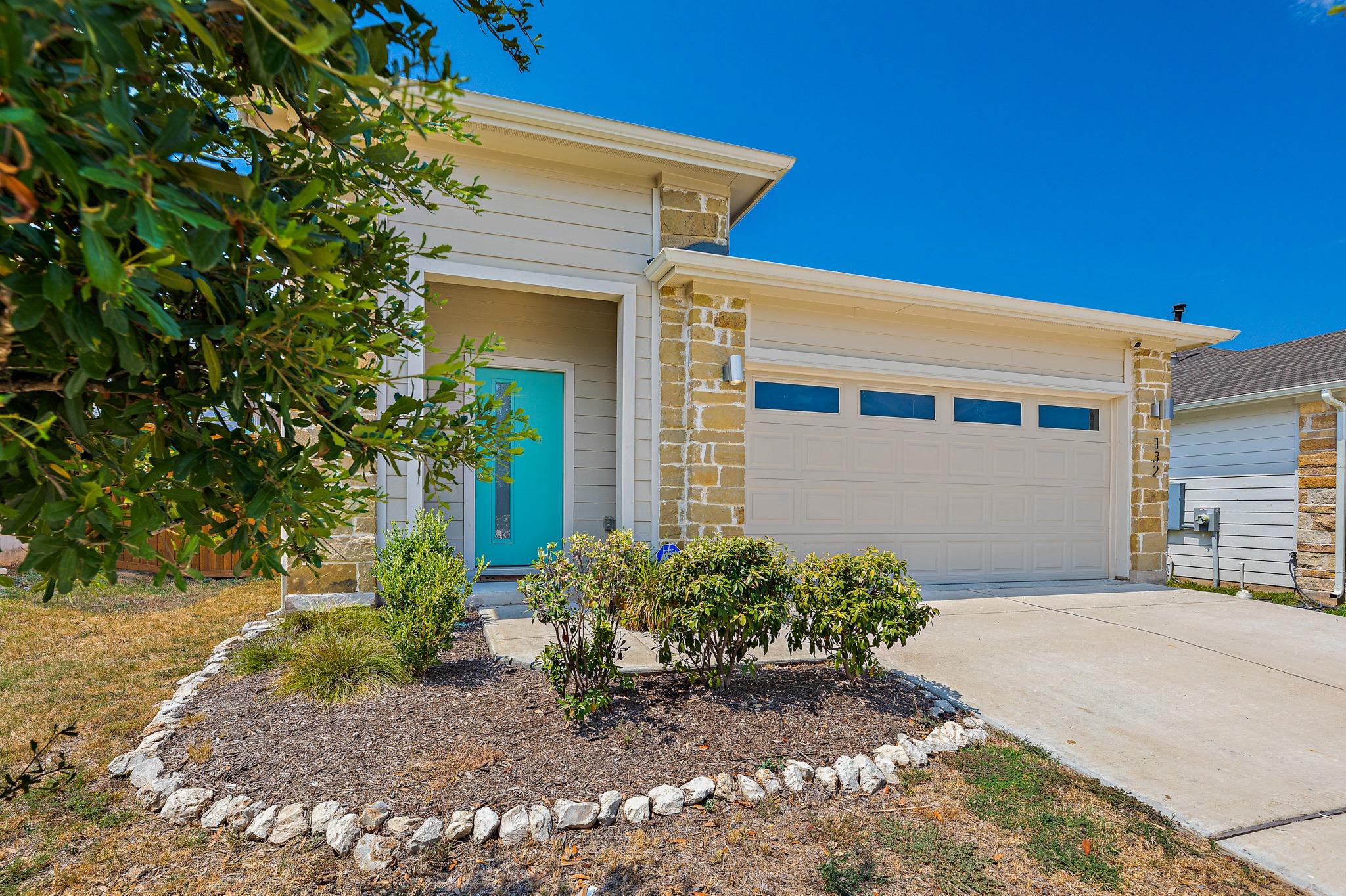 132 Scarborough Way Property Photo 3