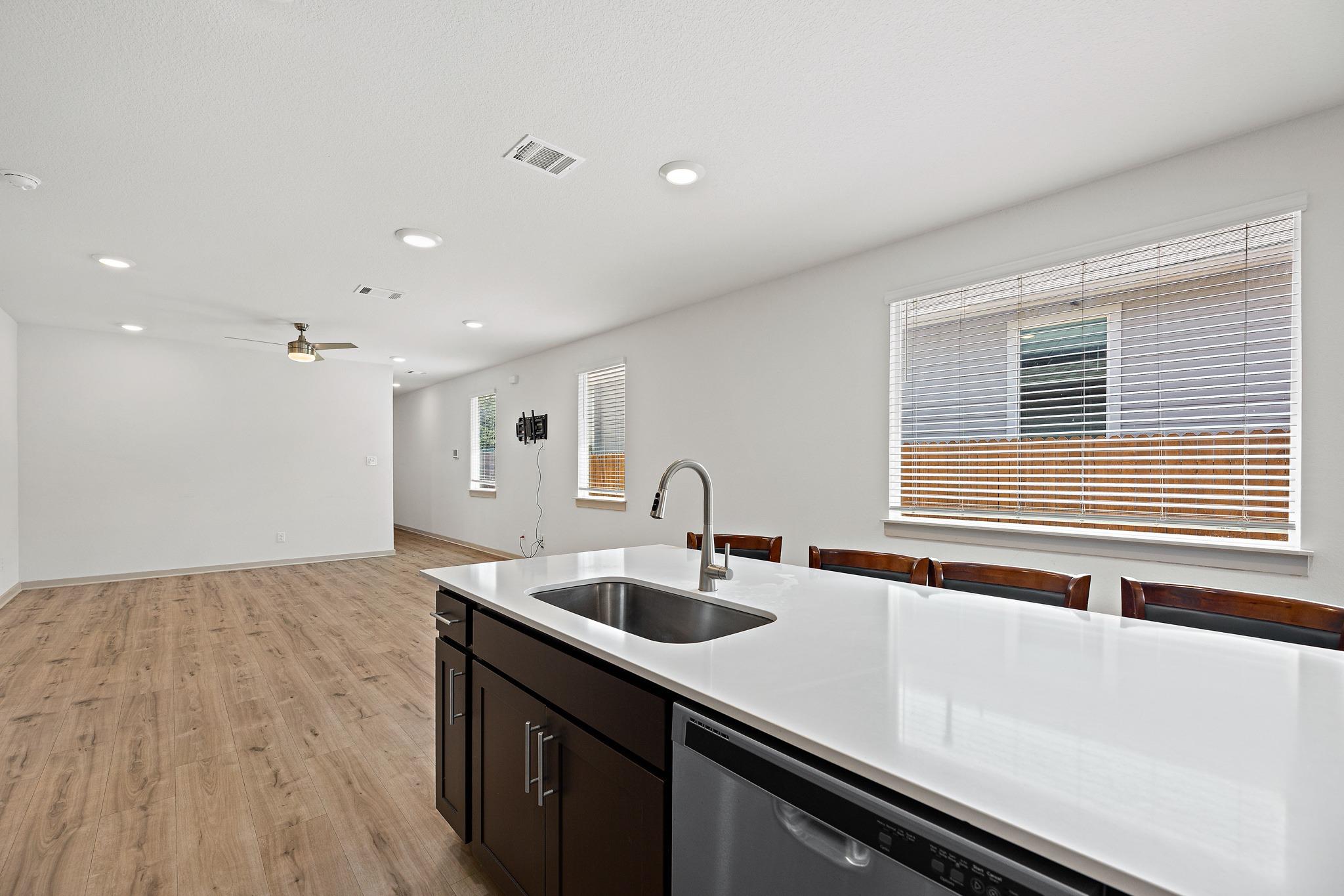 132 Scarborough Way Property Photo 14