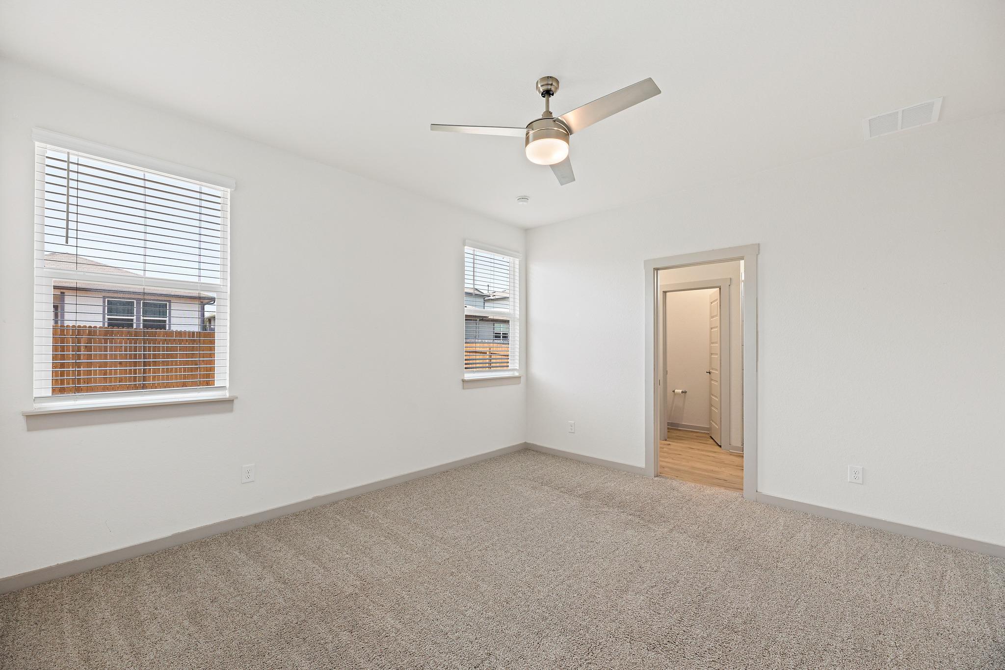 132 Scarborough Way Property Photo 15