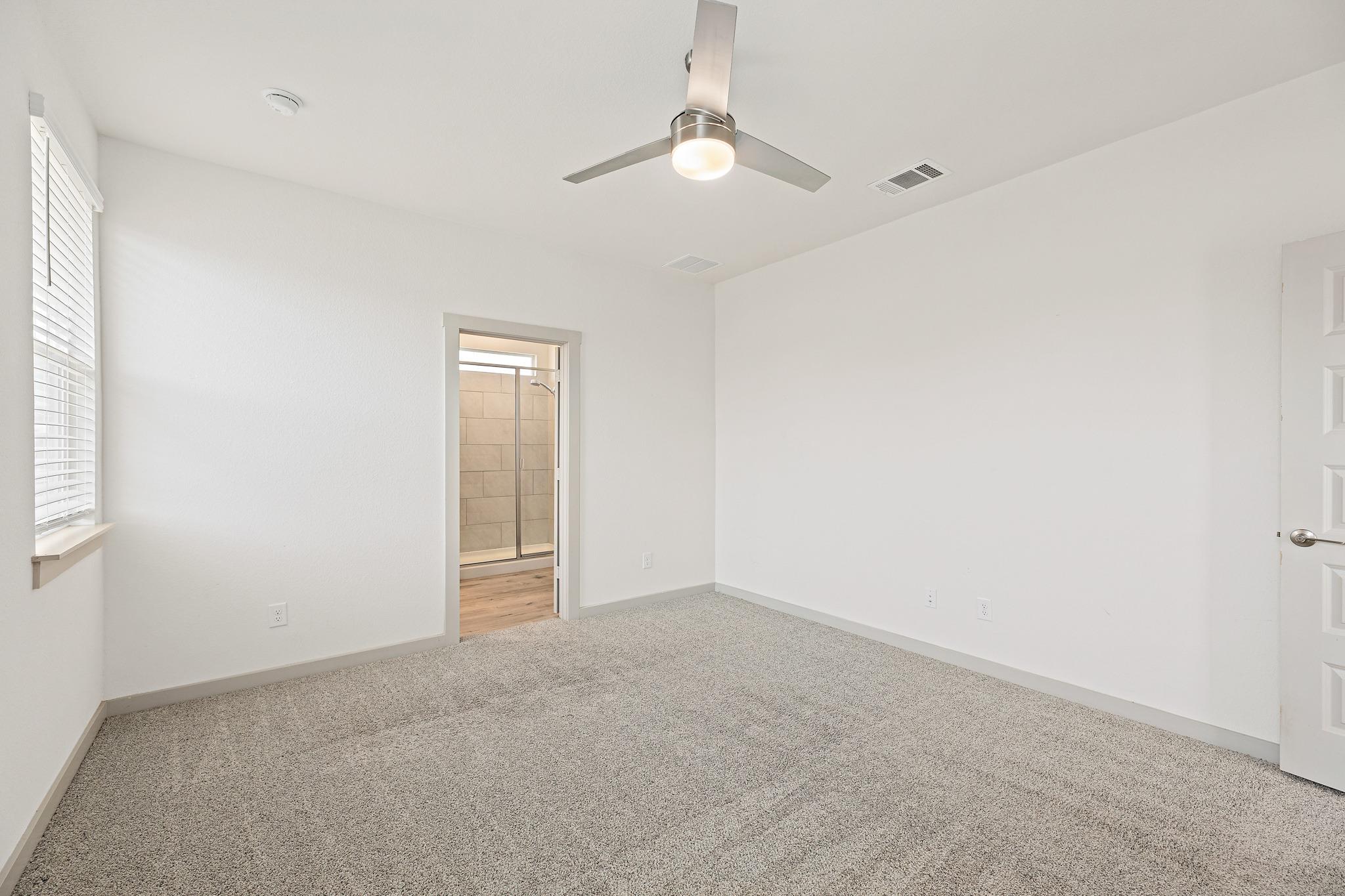 132 Scarborough Way Property Photo 16