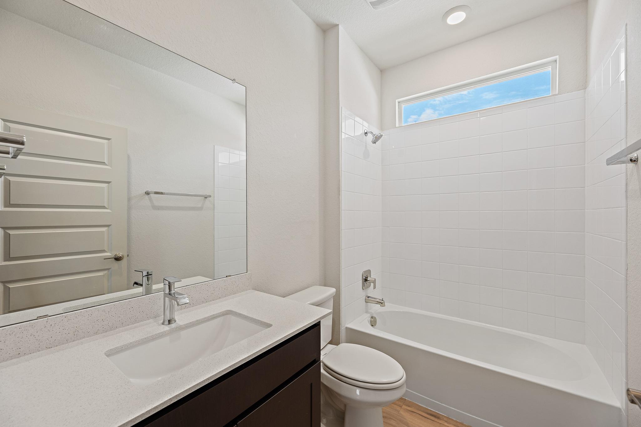 132 Scarborough Way Property Photo 23