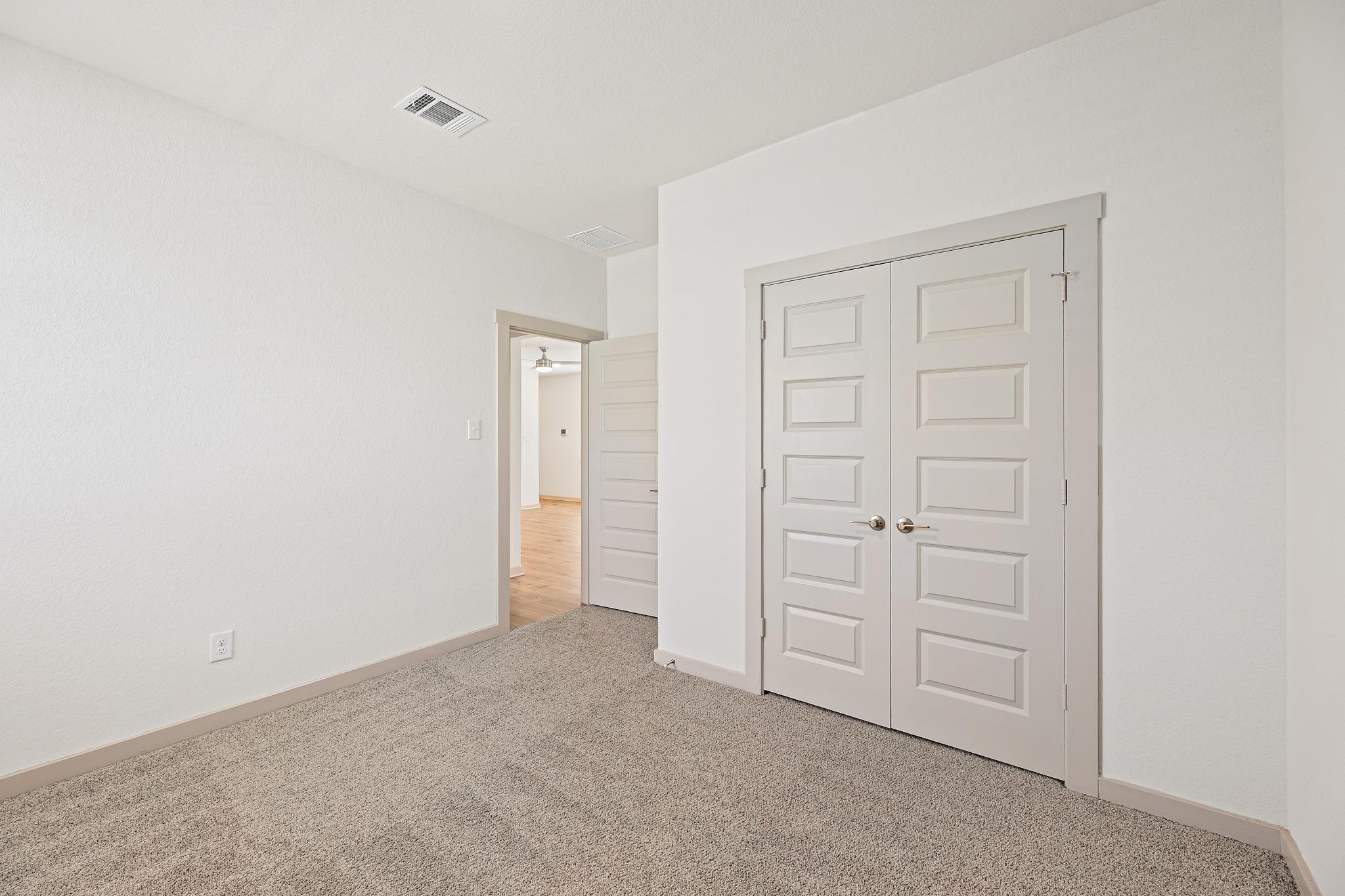 132 Scarborough Way Property Photo 25