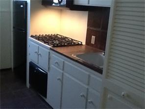 1111 W Nueces St 1a Property Photo 5