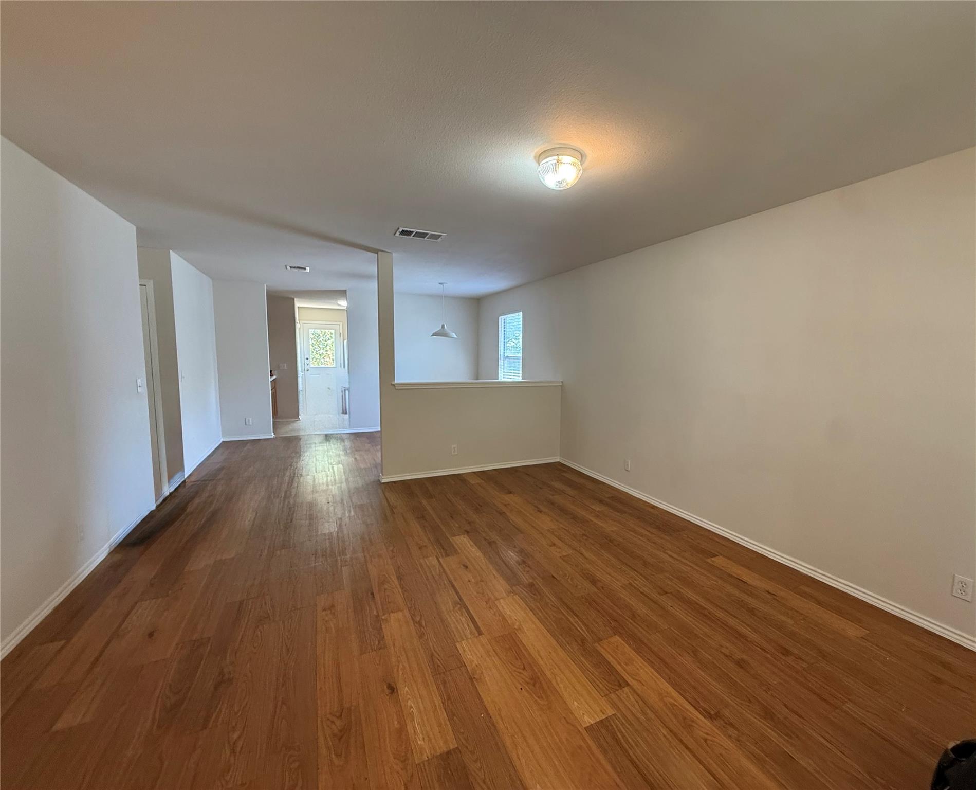 364 Leonardo Dr Property Photo 6